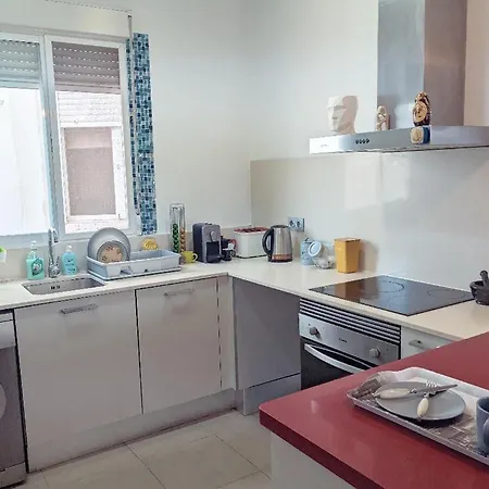 Private Room منزل للإقامة *